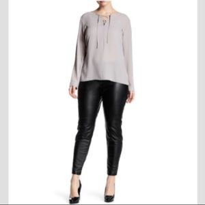 JUST IN! Plus Faux Leather Leggings